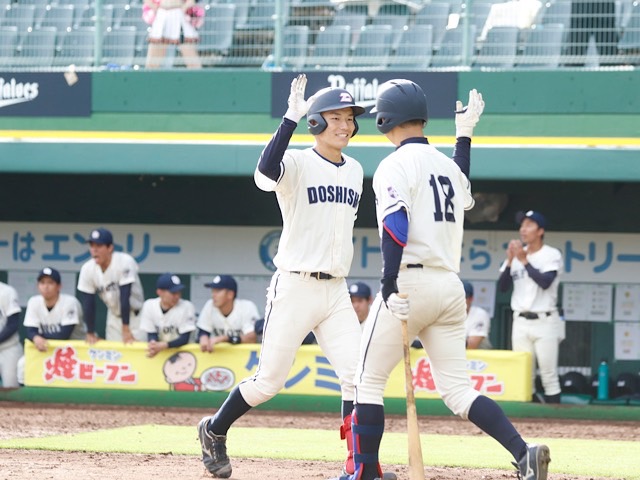 【硬式野球部】投打で実力発揮し、勝利を飾る