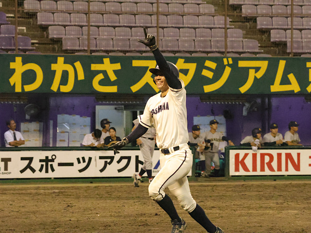 【硬式野球部】関学大に連勝し勝ち点奪取