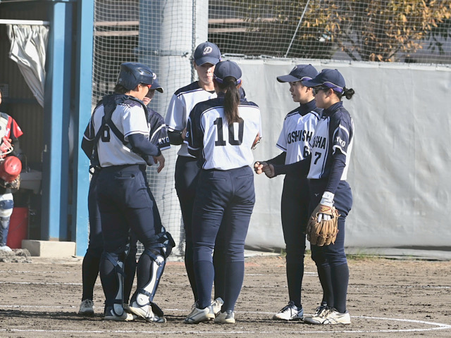 【ソフトボール女子】新人戦をベスト４で飾る！