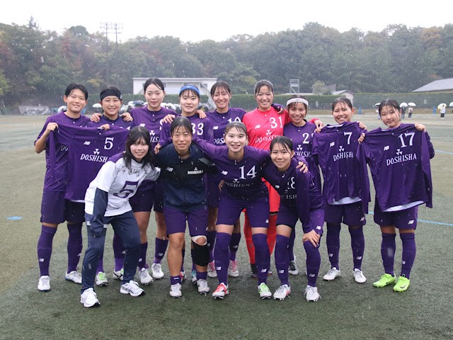 【サッカー部女子】快勝で今体制幕閉じた